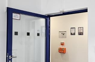 Brandschutztüren  & Feststellanlagen
